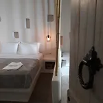 Ampelos Apartamento *