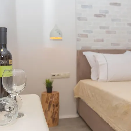 Ampelos Apartamento