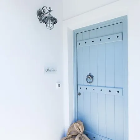 Ampelos Apartamento *