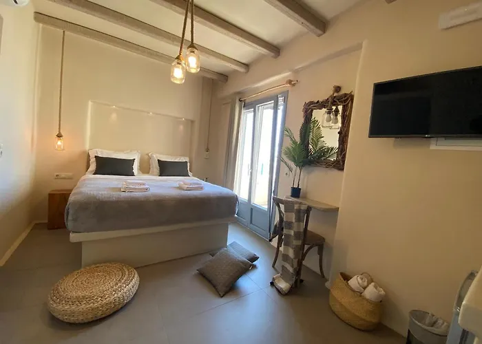 Апартаменты Ampelos Naxos City