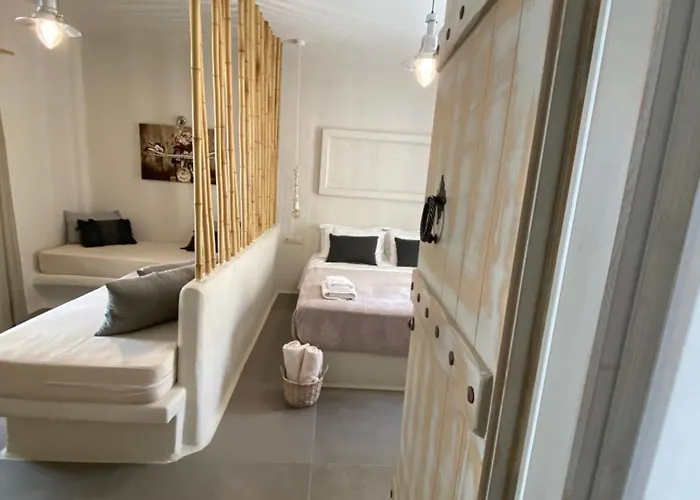 Ampelos * Naxos City